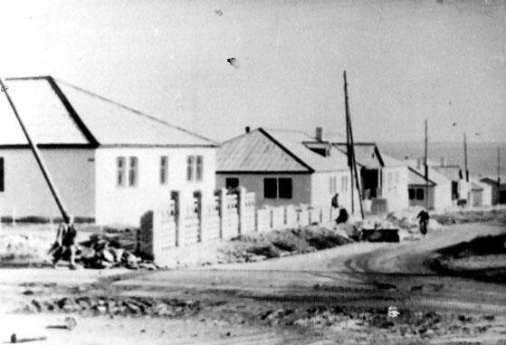Первая улица города - Степная (сейчас улица Гагарина) 1950-е годы.